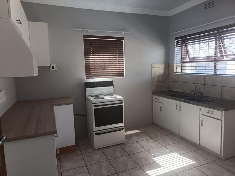 2 Bedroom Property for Sale in Albertinia Western Cape